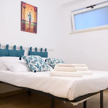 Visit Rome From A Quiet Place Apartment *
